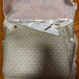 Michael Kors Gold and Cream Shoulder Bag